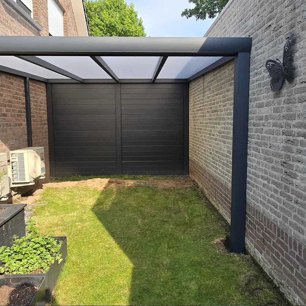 Polycarbonaat veranda met helder dak van AluSolutions
